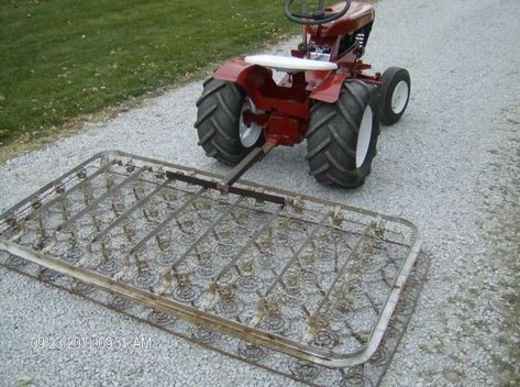 Homemade Tractor Implements, Gravel Driveway Landscaping, Wheel Horse Tractor, Garden Tractor Attachments, Yard Tractors, Homemade Tractor, Bed Spring, Food Plot, Tractor Idea