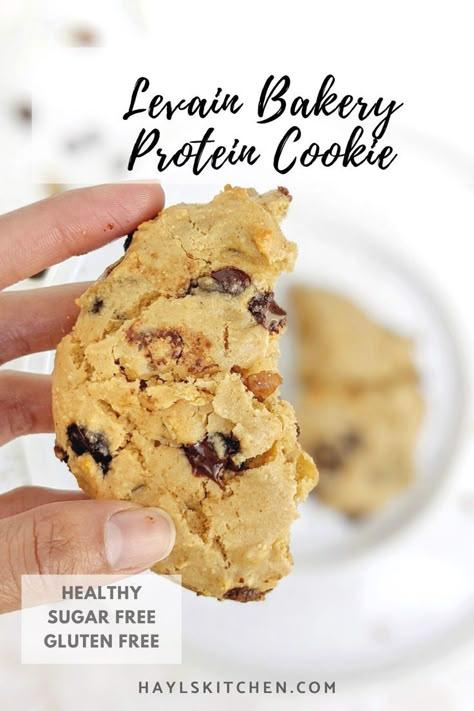 Levain Cookie Recipe, Cookie For One, Healthy Protein Desserts, Protein Powder Cookies, Butter Homemade, Protein Cookie, Protein Baking, Levain Bakery, Healthy Protein Snacks