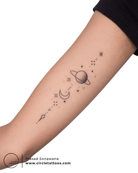 Coldplay Tattoo, Boys Tattoo, 30 Tattoo, Henna Ink, Saturn Tattoo, Women Circle, Circle Tattoo, Planet Tattoos, Simple Henna Tattoo