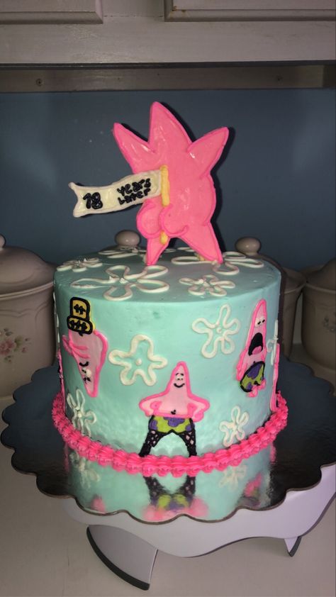 Spongebob 18th Birthday Cake, Spongebob And Patrick Birthday Cake, Patrick Cake Spongebob, Patrick Star Birthday Cake, Spongebob Birthday Party Cake, Little Cakes Ideas, Star Cake Aesthetic, Funny Grad Cakes, 25 Spongebob Birthday Cake