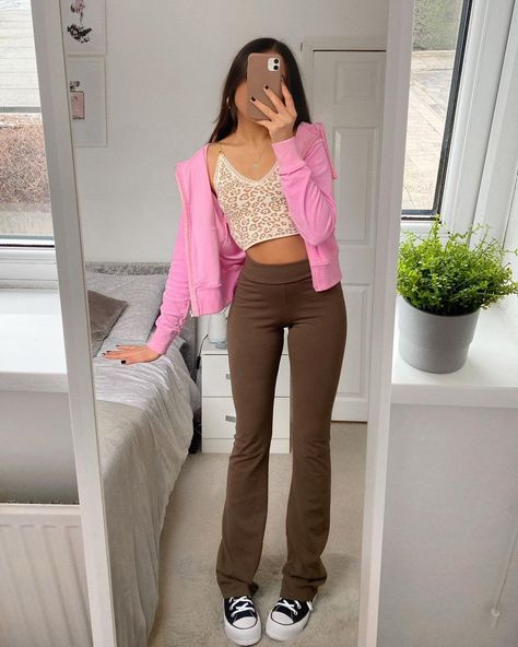 Pink And Brown Outfits, Pink Brown Outfit, Pink And Brown Outfit, Yk2 Outfits, Cute Outfits With Leggings, Trendy Hoodies, Shein Outfits, Brown Outfit, Pink And Brown