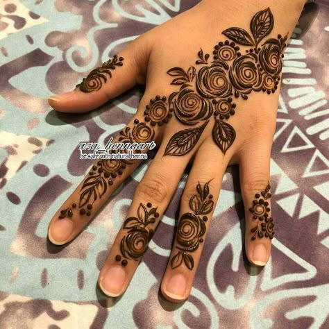 25+ Gorgeous Rakshabandhan Mehndi Designs 2019 | Latest Rakhi Mehndi Design Images  – Gorgeously Flawed Rakshabandhan Mehndi Designs, Rakhi Mehndi, Latest Arabic Mehndi Designs, Mahendi Designs, Finger Henna Designs, Mehndi Designs 2018, Finger Henna, Henna Art Designs, Rose Mehndi Designs