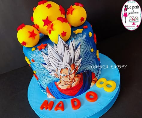 Dragon Ball z - cake by Omnia fathy - le petit gateau - CakesDecor Dragonball Z Cake, Goku Birthday, Customized Cake, Teen Cakes, Anime Cake, Anime Dragon Ball Goku, Cakes For Men, Cake Cover, Happy Birthday Cakes