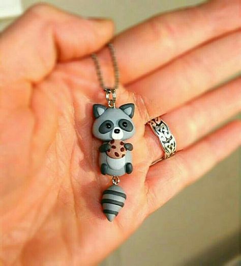 Raccoon Clay Charm, Raccoon Polymer Clay, Necklaces Polymer Clay, Fimo Clay Jewelry, Clay Raccoon, Cercei Din Lut Polimeric, Sculpey Ideas, Pink Ranunculus, Skate 3