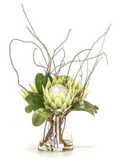 Protea Arrangements, English Flowers, Flower Vase Arrangements, Flower Arrangements Simple, Modern Flower Arrangements, Vase Arrangements, Modern Flower, Home Flowers, Modern Floral