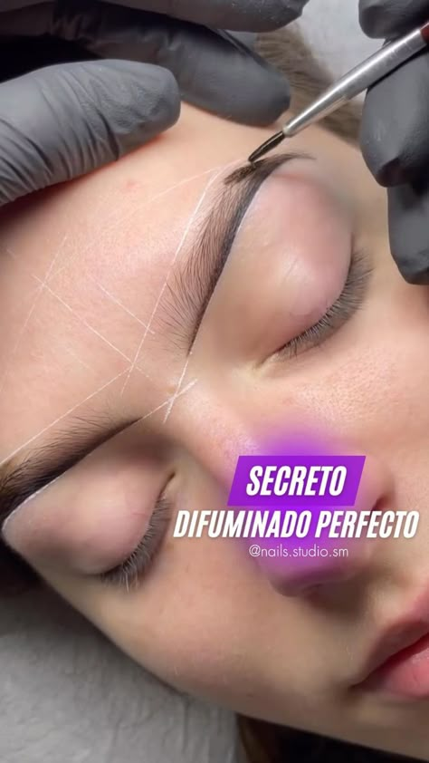 Henna Eyebrows, Esthetician Inspiration, Lashes Tutorial, Eyebrow Design, Henna Brows, Guys Eyebrows, Beginners Eye Makeup, Permanent Makeup Eyebrows, Eyebrow Enhancer