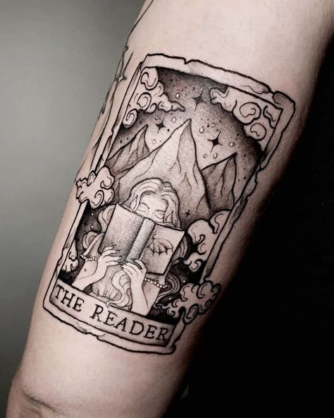 Crow And Books Tattoo, Acotar Tarot Tattoo, Bookish Tattoos Traditional, Bookish Matching Tattoos, Acotar Tarot Card Tattoo, Booklover Tattoo Ideas, Library Card Tattoo, Book Tarot Card Tattoo, Tarot Card Tattoo Star