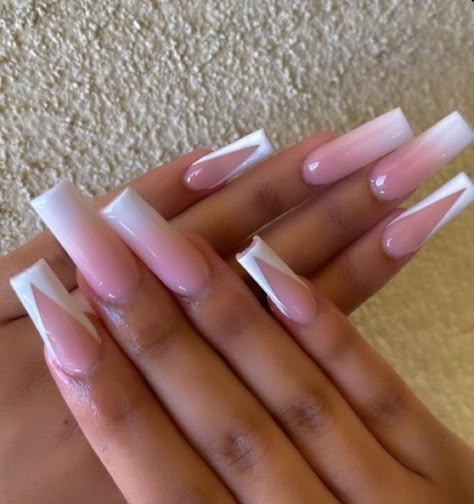 Ombré Nails French Tip, Balerin Nails Designs, Long Ombre Acrylic Nails, Light Pink Ombre Nails, Simple Baddie Nails, Ombre Nails Square, Nails Acrylic Ombre, Nails Ombre French, Ombre French Tip Nails