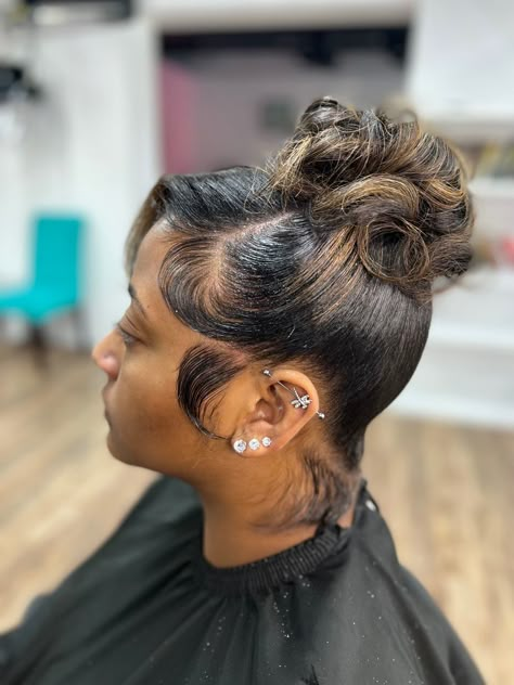 Natural Updos For Black Women, African American Updo Hairstyles, Flat Iron Natural Hair, Black Women Updo Hairstyles, Natural Hair Wedding, Natural Updo, Black Hair Updo Hairstyles, Updo Styles, Black Ponytail Hairstyles