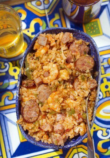 Shrimp Jambalaya, Paula Deen Recipes, Jambalaya Recipe, Cajun Cooking, Cajun Recipes, Southern Cooking, Goulash, Jambalaya, Paula Deen