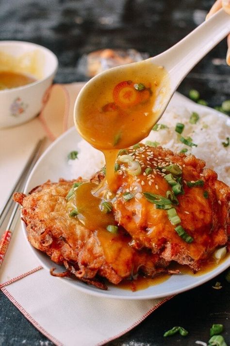 Chicken Egg Foo Young, Wok Of Life, Stir Fry Recipes Chicken, Breakfast And Brunch, Restaurant Dishes, Easy Eggs, Chinese Dishes, Chinese Cooking, Stir Fry Recipes