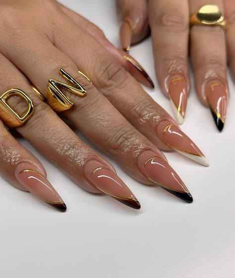 Knotless Hairstyle, Metallic Nails Design, Pedicure Tips, Solar Nails, Brown Acrylic Nails, Ombre Acrylic Nails, Work Nails, French Acrylic Nails, Classy Acrylic Nails