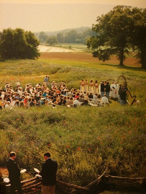 Field Party Wedding, Married In A Field, Homey Outdoor Wedding, Field Wedding Aisle, Casual Wedding Bridesmaids Dresses, Weddings In Historic Buildings, Summer Field Wedding, Wedding In A Flower Field, Big Field Wedding