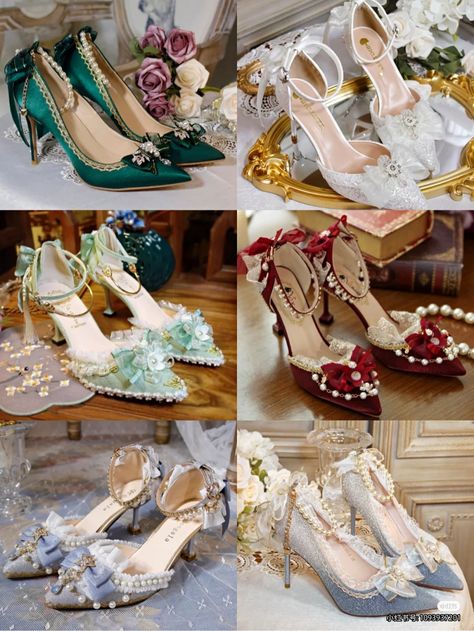 Manhwa Princess Shoes, Princesscore Clothes, Fairy Heels, Stylish Shoes Heels, Princess Heels, Velvet Aesthetic, Pretty Heels, Art Jewelry Design, Pretty Shoes Sneakers