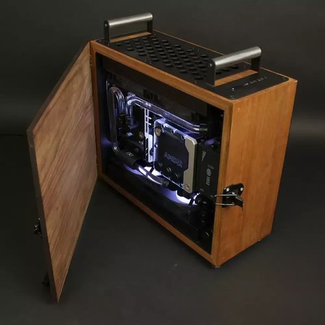 Wood Ridge » builds.gg Wood Computer Case, Wall Mounted Pc, Computer Diy, Computer Build, Pc Cases, Computer Case, Desk Setup, Cable Management, Sheet Metal