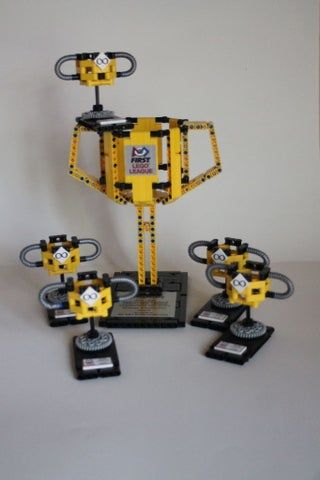 Mini First Lego League Trophy : 14 Steps - Instructables Lego Trophy, First Lego League, Lego Club, Lego Ideas, Girl Scout, Robotics, Girl Scouts, Kid Stuff, Dream Life