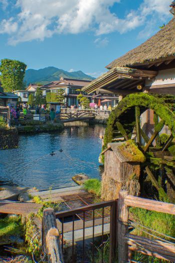 Lake Kawaguchi: Things to Do in Kawaguchiko for a Relaxed Trip Fairytale Vibes, Sea Kingdom, Japan Village, Lake Kawaguchiko, Fairytale Places, Japan January, Calming Images, 2 Days Trip, Day Trips From Tokyo