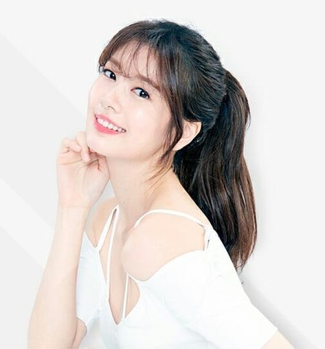 Jung So Min Instagram, Jung Somin Photoshoot, Jung So Min Photoshoot, Jun So Min, Jung Somin, So Min, Dance Wallpaper, Japanese Show, Flowers Field