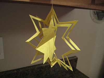 Almost Unschoolers: Three-Dimensional Paper Star Craft 3d Paper Star, Inexpensive Crafts, 3d Star, Stars Craft, Summer Crafts For Kids, Vbs Crafts, Paper Stars, Craft Projects For Kids, Crafts For Girls