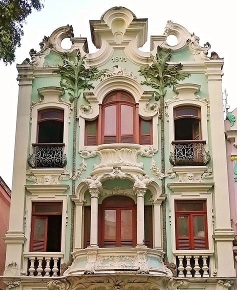 Brazil Architecture, Eclectic Architecture, Art Nouveau Arquitectura, Module Design, Art Nouveau Architecture, Interesting Buildings, Baroque Architecture, Architecture Old, Architecture Exterior