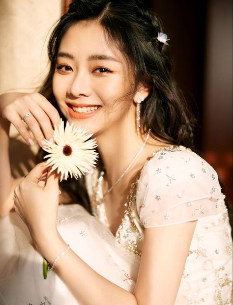 Seven Tan, Tan Instagram, Tan Songyun, Actors Birthday, 12 Cung Hoàng Đạo, Cute Actors, Chinese Actress, I Love Girls, Asian Actors