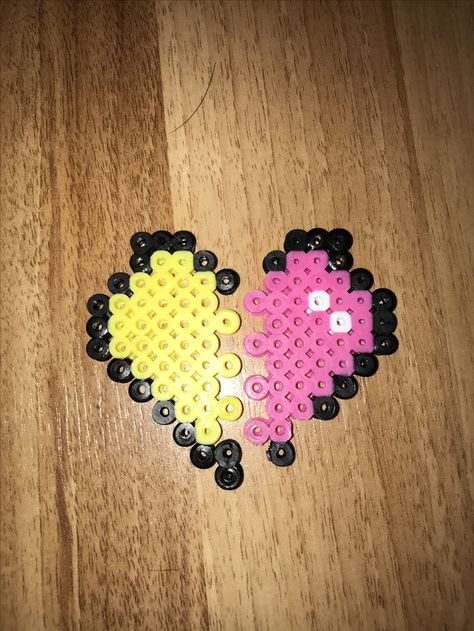 BFF heart Bff Perler Bead Patterns, Couples Perler Beads, Bff Perler Beads, Bff Heart, Melt Beads Patterns, Easy Perler Bead Patterns, Pearl Beads Pattern, Easy Perler Beads Ideas, Fuse Bead Patterns