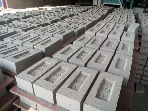 Engineering Bricks, Fly Ash Bricks, Types Of Bricks, Sustainable Building Materials, Brick Construction, Brick Masonry, Concrete Bricks, Brick Block, High Rise Building