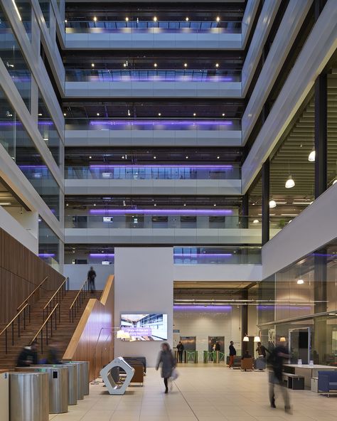 City of Glasgow College - Glasgow, UK – Architectural project: Reiach and Hall & Michael Laird Architects – Lighting project: Gordon McNeil of FES – Lighting products: iPro, Led tube,  Light Up by iGuzzini Illuminazione – Photo: James Newton #iGuzzini #Lighting #Light #Luce #Lumière #Licht #College #Glasgow #CityofGlasgowCollege #CityofGlasgow #Working #School #RGB #Colours #Lightingeffects #ColouredLight #LinesofLight City Of Glasgow College, Museum Lighting, Exhibition Building, Led Tube Light, Led Tubes, Tube Light, Office Lighting, Lighting Products, Light Architecture