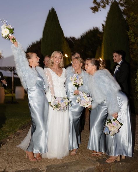 bübish | The most beautiful bridal party, in our Powder Blue Manhattan Jackets 💎 Bride: @_hannacrouch ~ photographer @inthemoodforlove.jaz | Instagram Baby Blue Bridal Party, Bridesmaids Jackets Winter, Winter Wedding Light Blue Bridesmaid Dresses, Fur Coat Bride, Icy Blue Bridesmaids Dresses Winter, Winter Bride Dress Fur Coats, Ice Blue Wedding, Feather Bolero, Blue Bridal Party