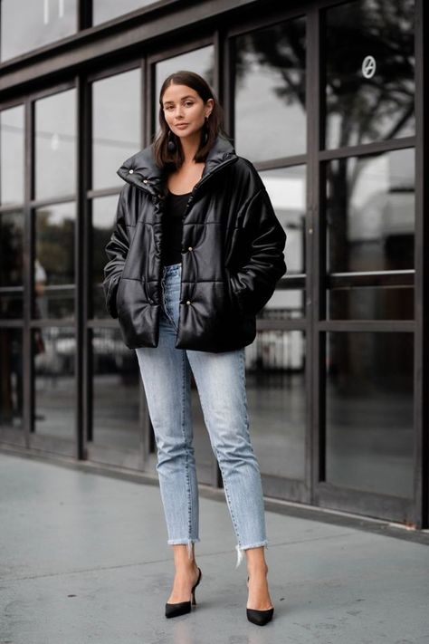 What I Wore to Fashion Week Day 1 Puffy Jacket Style, Biker Girl Style, Harper And Harley, Sydney Fashion Week, Jacket Outfit Women, Leather Puffer, Fashion Week 2018, Puffer Jacket Women, Cold Weather Fashion