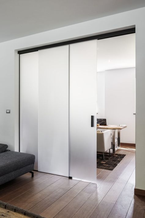 Glass Doors Interior Modern, Modern Sliding Doors Interior, Glass Sliding Doors Interior, Indoor Glass Doors, Interior Sliding Glass Doors, Glass Closet Doors, Glass Closet, Glass Sliding Doors, Internal Sliding Doors