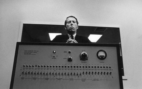 Milgram re-examined. Psychology Experiments, Stanford Prison Experiment, Teaching Psychology, History Of Psychology, Ap Psych, Learned Helplessness, Authority Figures, Brain Teaser Games, Social Experiment