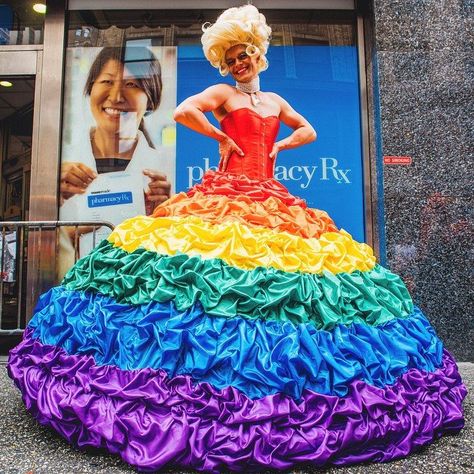 Rainbow Quinceanera Dresses, Vintage Sweet 16, Dress Masquerade, Pride Weekend, Sweet 16 Dress, Satin Ball Gown, Yellow Balloons, 16 Dress, Gowns Prom