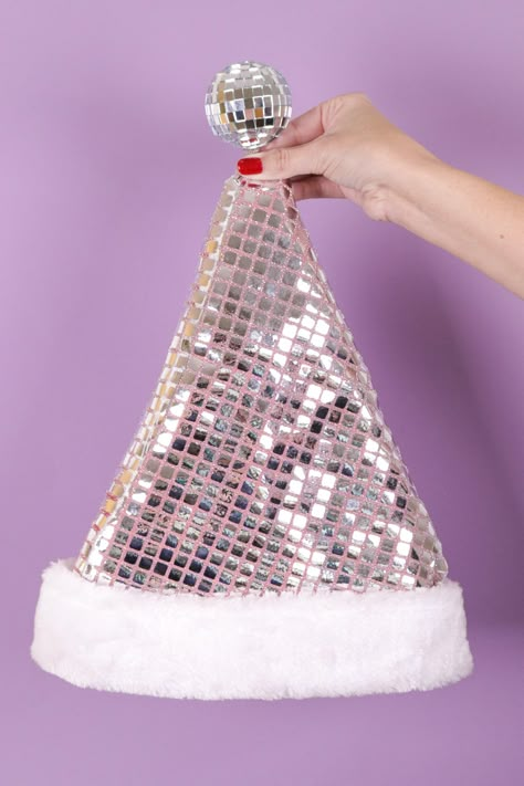 DIY Disco Santa Hat Christmas Tree With Disco Balls, Christmas Disco Party, Pink Disco Christmas, Disco Christmas Decor, Disco Christmas Decorations, Disco Christmas Tree, Disco Christmas Party, Christmas Decoration Ideas For Home, Disco Diy