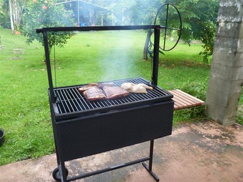 How to Build a Santa Maria Grill: Steps and Tips Santa Maria Bbq, Backyard Bbq Pit, Barbecue Ideas, Santa Maria Grill, Outdoor Cooking Spaces, Backyard Barbeque, Diy Grill, Diy Bbq, Backyard Grilling