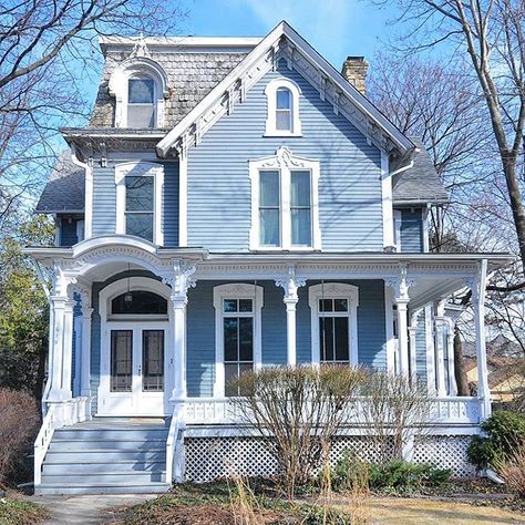 Happy Mansard Monday! The James Dunton House, built in 1869, is one of the oldest surviving homes in the town of Arlington Heights. In 1871, two years after this Italianate was constructed, local townspeople gathered on its roof to watch the Great Chicago Fire, which burned for nearly 3 days about 25 miles away. #historichome #oldhome #archi_ologie #bluehouse #italianate #theamericanhome #mansardmonday #mansard #arlingtonheights Light Blue Victorian House, American Homes Exterior, Victorian Farmhouse Exterior, Blue Victorian House, Great Chicago Fire, Light Blue Houses, Victorian House Colors, Starter Homes, Brindleton Bay