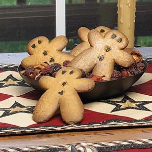 The Country House Online Store Primitive Gingerbread Men, Primitive Gingerbread, Burlap Rosettes, Gingerbread Man Recipe, Burlap Tree Skirt, Burlap Trees, Bowl Decor, Pearl Garland, Primitive Wood Signs