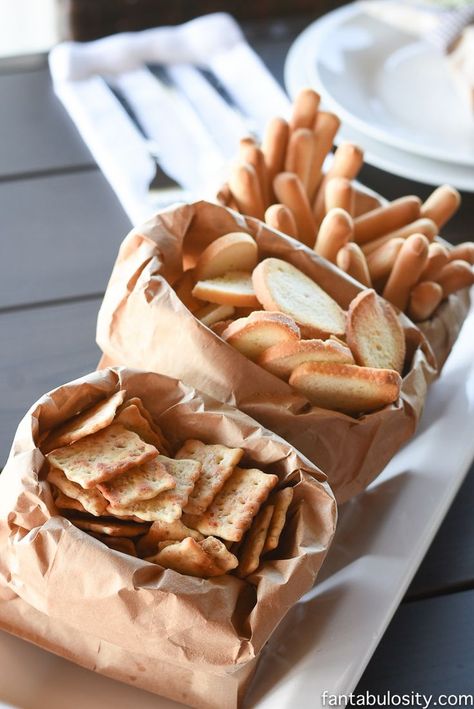 Bread Crackers Toasts for wine dinner party Italian Dinner Party, Italian Party, Wine And Cheese Party, Rustic Party, Wine Dinner, Wine Tasting Party, Cheese Party, Tasting Party, Food Display