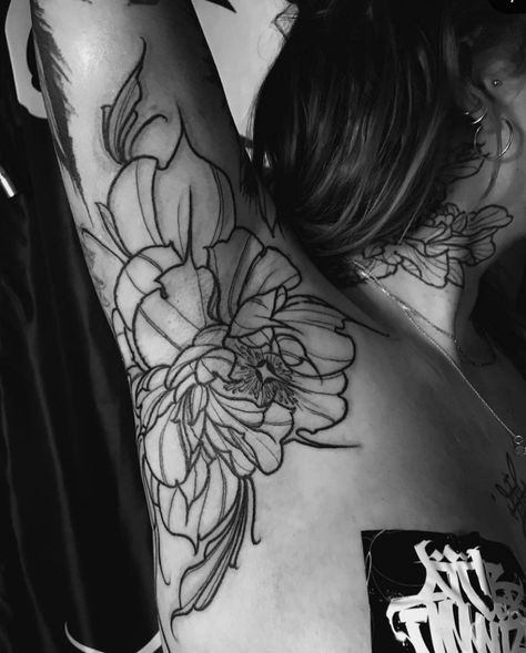 Armpit Tattoo Women Flower, Floral Armpit Tattoo, Armpit Flower Tattoo, Neo Traditional Stomach Tattoo, Arm Pit Tattoo Women, Armpit Tattoo Women, Floral Stomach Tattoo, Under Arm Tattoo, Armpit Tattoo