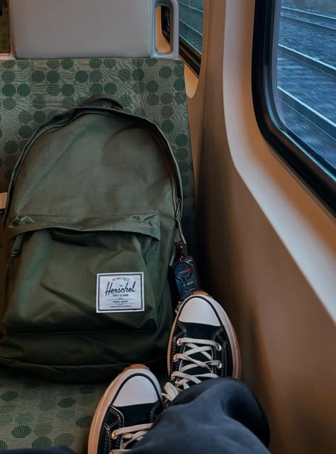 University Backpack Aesthetic, Backpacks For University, Uni Backpack Aesthetic, Converse Bag Backpacks, Converse Backpack Aesthetic, Herschel Backpack Aesthetic, Backpack Aesthetic School, Hershel Bags, Backpack For University