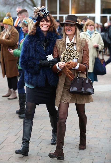 Country Races Outfit, Winter Horse Race Outfit, Fall Horse Racing Outfits Women, York Races Outfit, Cheltnam Races Outfit, Horse Racing Outfits Women Winter, Cheltenham Races Outfits Women, Winter Races Outfit, Winter Horse Racing Outfits