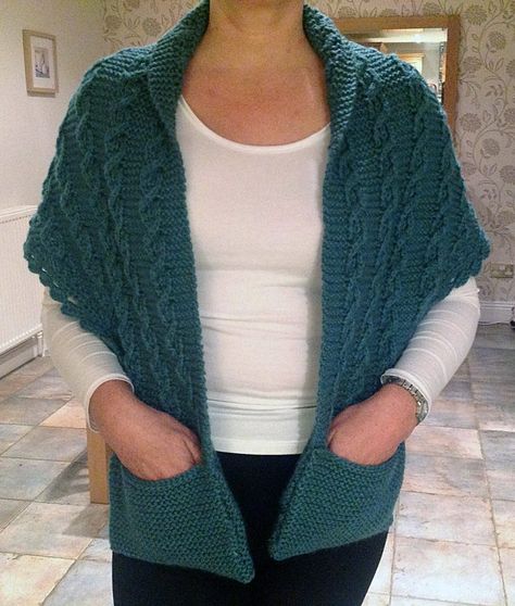 Earwarmer Knitting Patterns, Free Knit Shawl Patterns, Easy Blanket Knitting Patterns, Scarf With Pockets, Easy Scarf Knitting Patterns, Ladies Cardigan Knitting Patterns, Shawl Knitting, Knitting Patterns Free Scarf, Animal Knitting Patterns