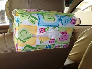 Tissue Box Holder for car (with Tutorial) Diy Car Seat Cover, Car Organizers, Box Organization, Car Tissue Holder, Kleenex Box Cover, Car Trash Bag, Sewing Baby Clothes, Trendy Sewing, Tissue Box Holder