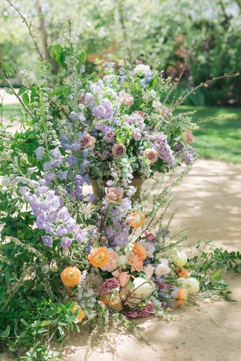 Orange Purple Wedding, Orange Wedding Themes, Orange Bouquets, Orange Wedding Flowers, Soft Palette, Floral Installations, Purple Wedding Flowers, Santa Ynez, Preowned Wedding Dresses