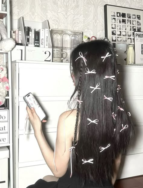 Alluka Zoldyck, Makeup Hacks Beauty Secrets, Bow Hairstyle, Ribbon Hairstyle, Pink Girly Things, Dye My Hair, Foto Ideas Instagram, Swag Style, Just Girl Things