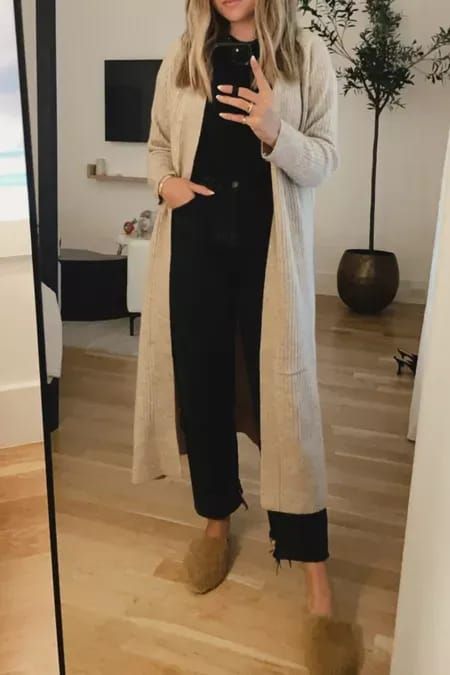 Long Cardigan Dress Outfit, Long Duster Outfit, Duster Sweater Outfits, Duster Cardigan Outfit, Long Cardigan And Dress, Cardigan Dress Outfit, Black Cardigan Outfit, 2025 Outfits, Duster Outfit