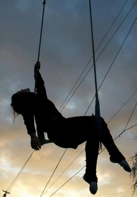 I started out doing flying trapeze and soon found I preferred Static trapeze...I love all forms of aerial dance and circus. This was taken at Richie Gaona's backyard. Trapeze Artist Aesthetic, Pippin Aesthetic, Trapeze Aesthetic, Trapeze Outfit, Silk Acrobatics, Mirrorball By Taylor Swift, Circus Aerial, Static Trapeze, Flying Trapeze