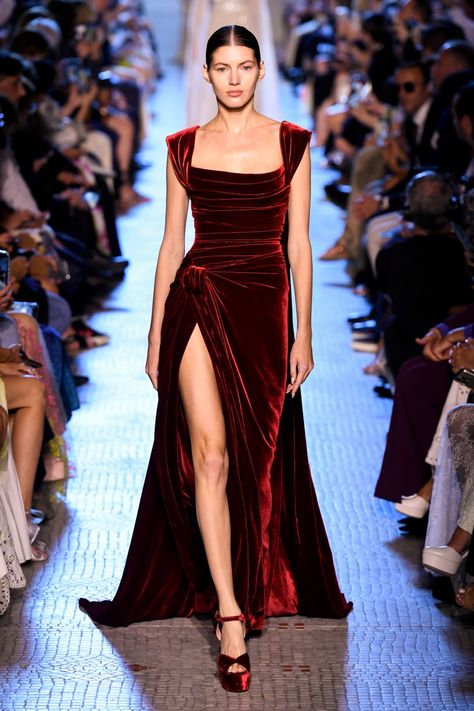 Red Dress Classy Elegant Long, Red Velvet Dress Long, Fall 2023 Couture, Elie Saab Dresses, Goth Wardrobe, Paris Couture Week, Fall Winter 2023 2024, 2023 Couture, Runway Gowns