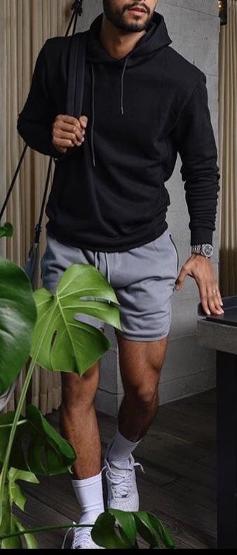 Athleisure Outfits Men, Mens Athletic Fashion, Sporty Outfits Men, Moda Academia, Summer Workout Outfits, Athleisure Outfits Summer, Planning A Vacation, Athleisure Men, Mens Shorts Outfits