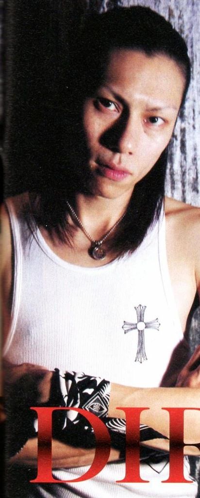 Visual Kei Boy, Kyo Dir En Grey, Childhood Pictures, The Big Hit, Dir En Grey, Gothic Rock, Visual Kei, Every Girl, Guitarist